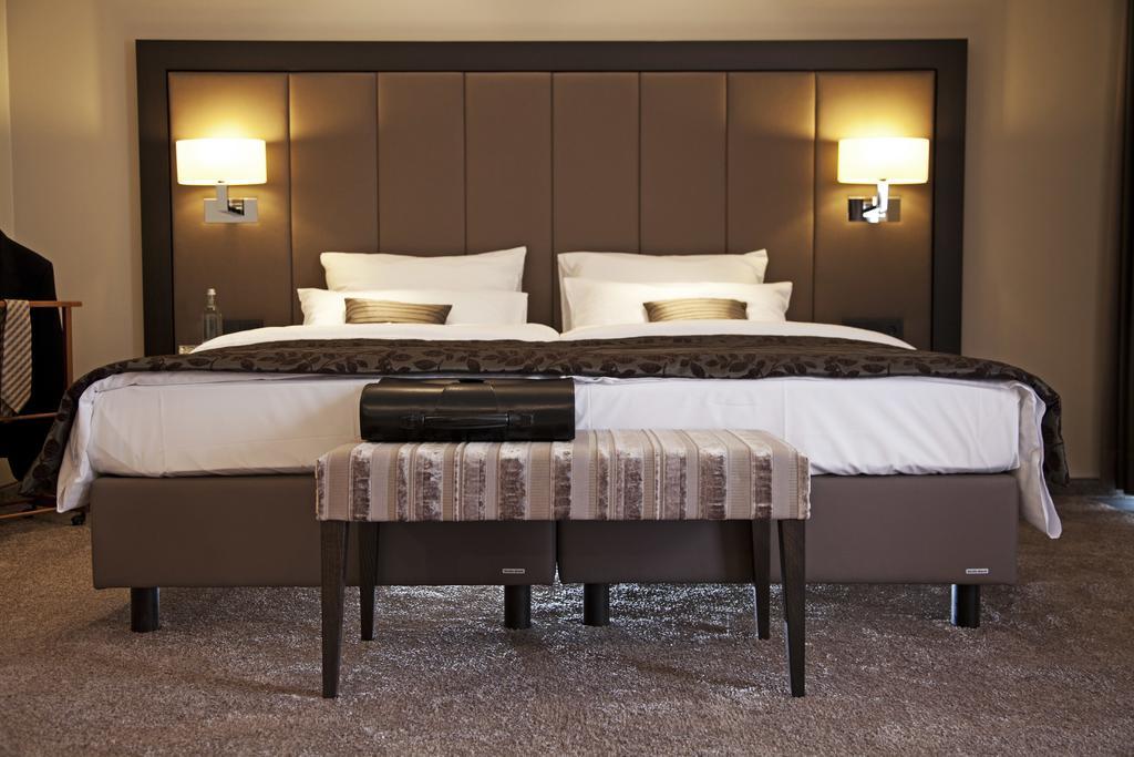 Favor Koenigsallee Dusseldorf