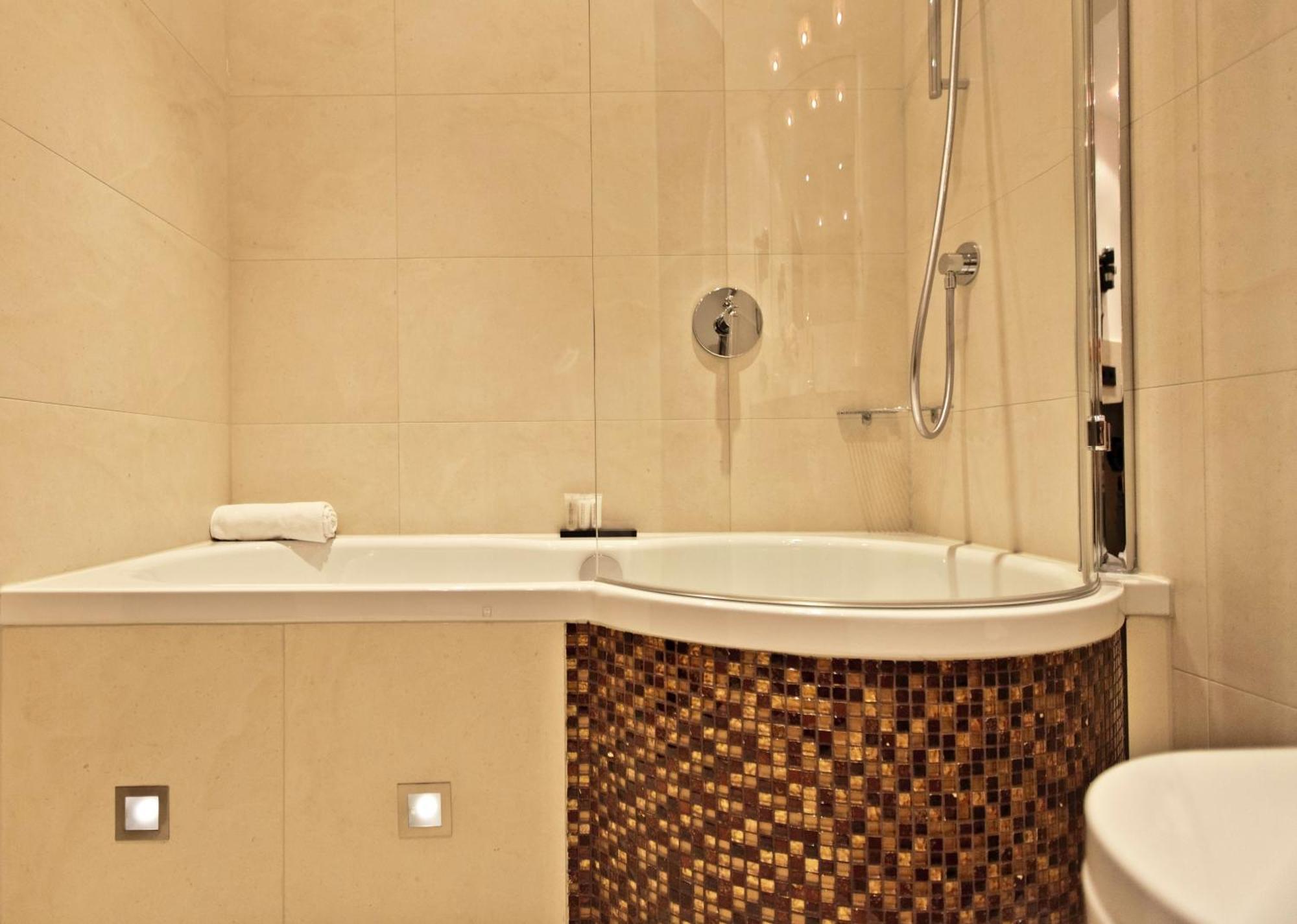 Favor Koenigsallee Hotel