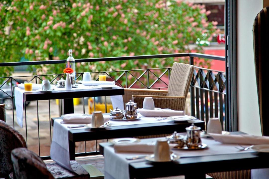 Favor Koenigsallee 4*