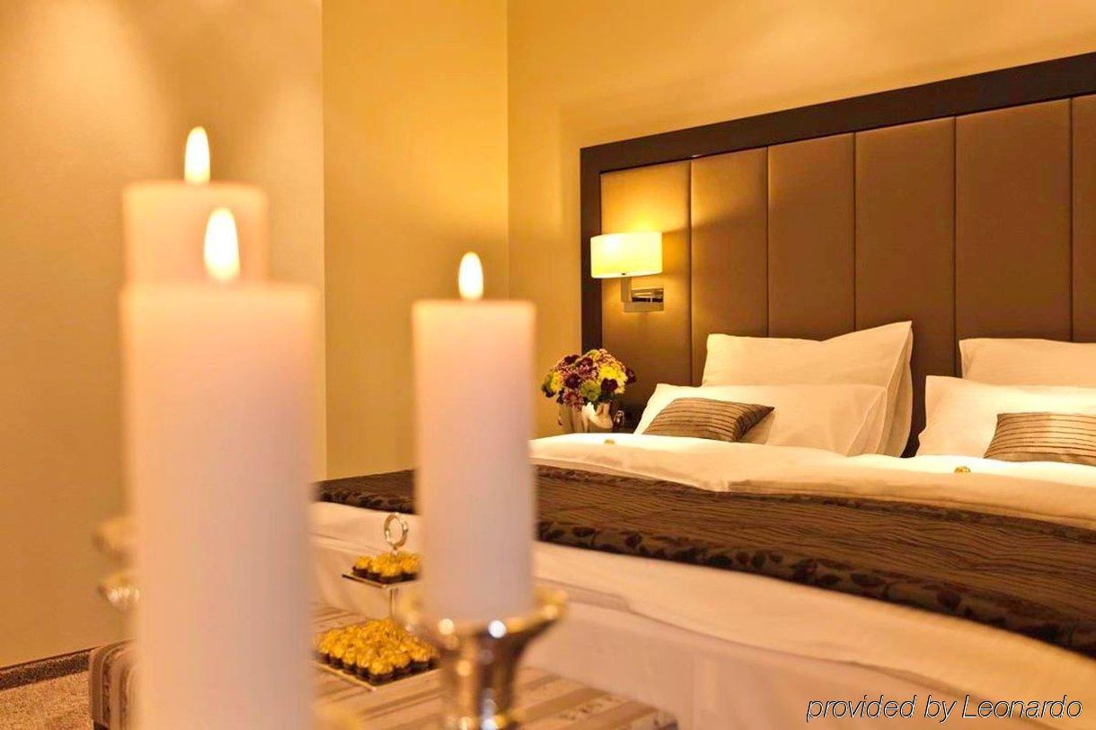 Hotel Favor Koenigsallee