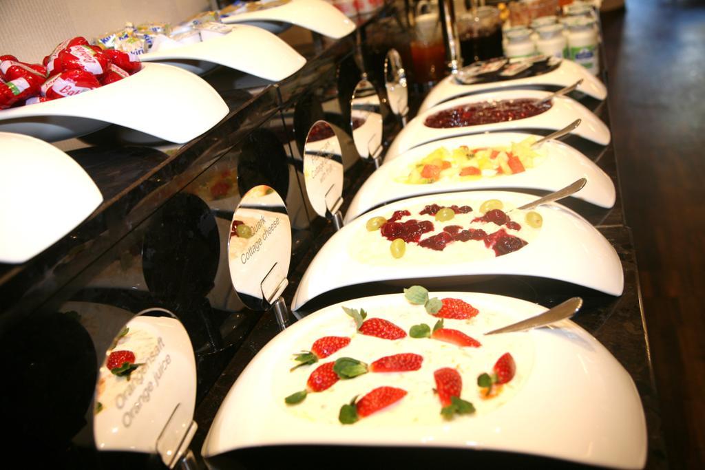 Hotel Favor Koenigsallee Dusseldorf