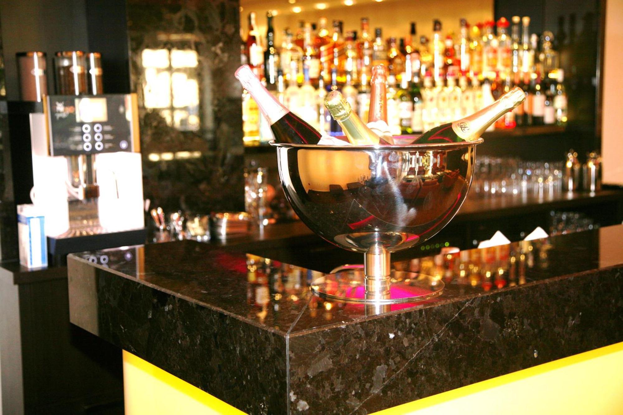 Favor Koenigsallee 4*