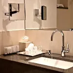 Favor Koenigsallee 4* Dusseldorf