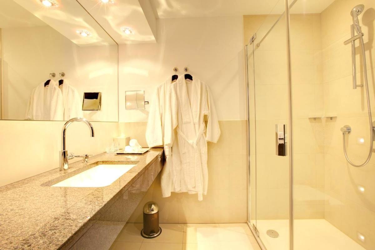 Favor Koenigsallee Hotel