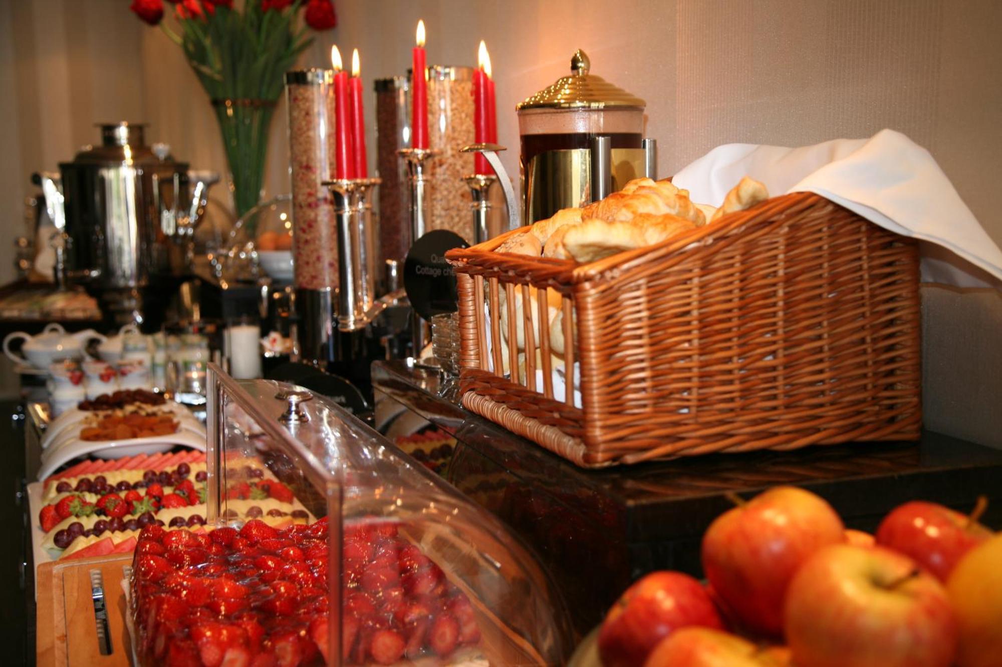 Favor Koenigsallee Hotel 4*